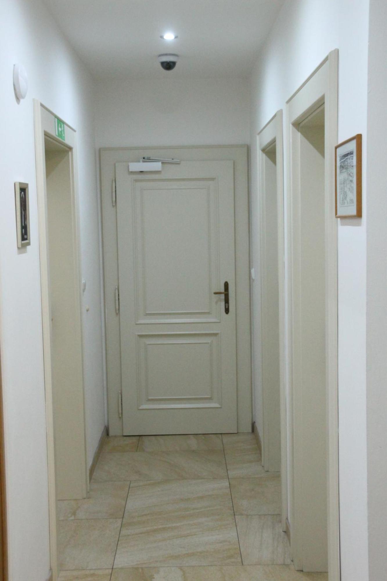 Aparthotel Tycho De Brahe Praga Esterno foto