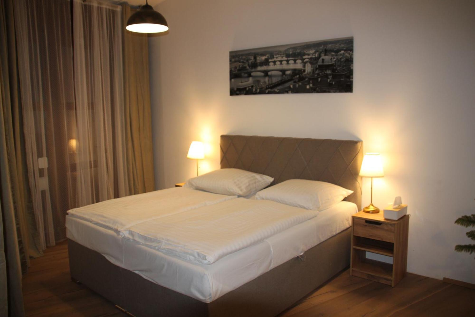 Aparthotel Tycho De Brahe Praga Esterno foto